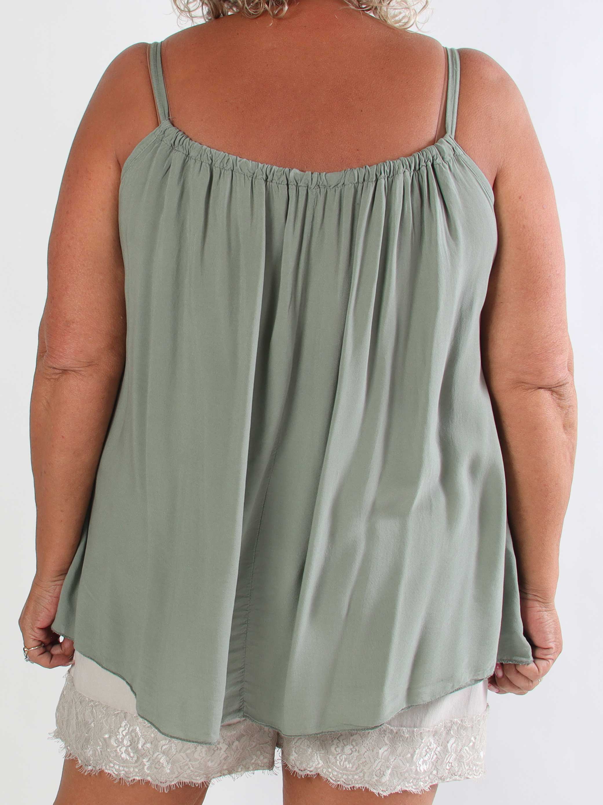 Sunshines Top - Lätt och luftig plus size topp i viskos
